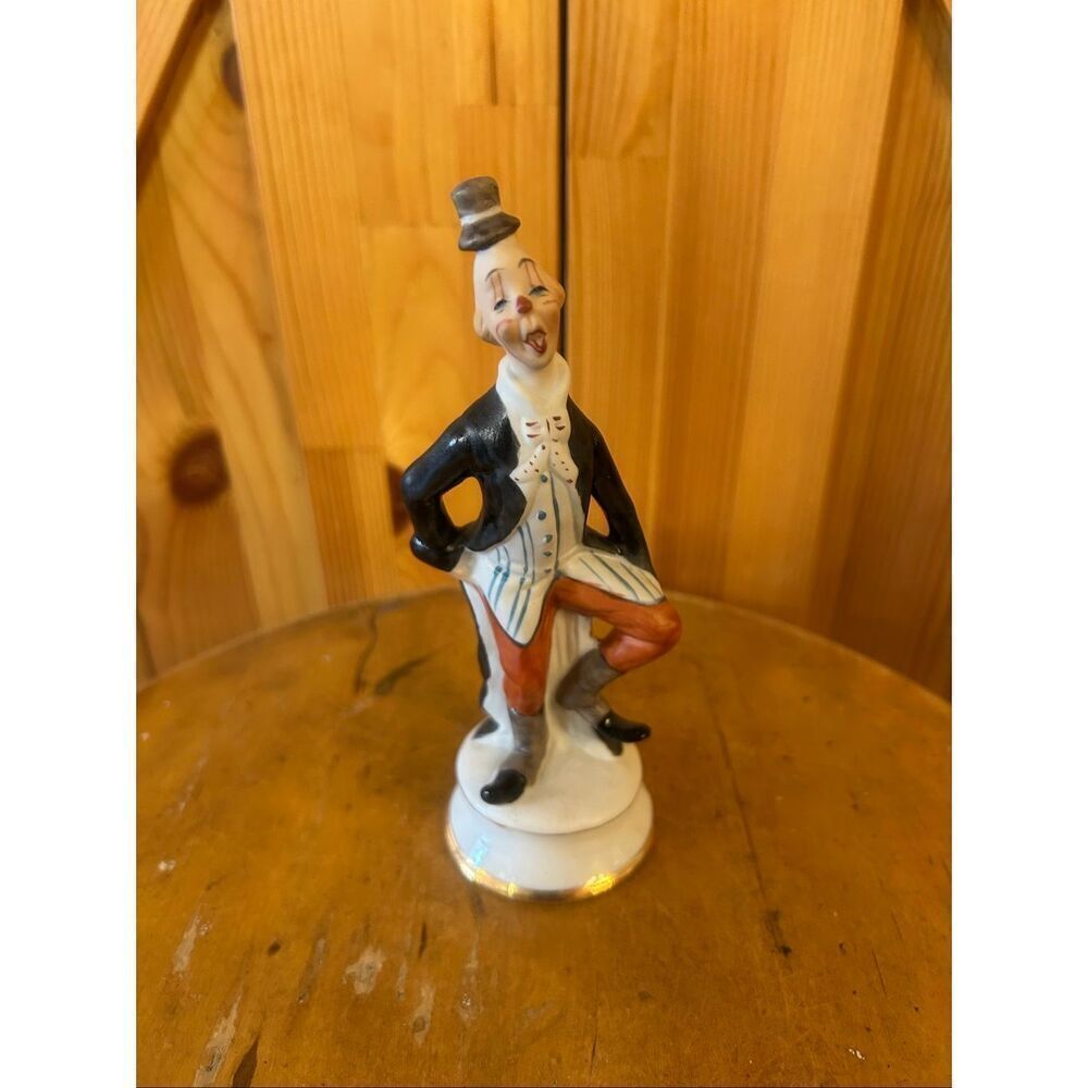 Vintage Hobo Clown Figurine 6.5" (5554)
